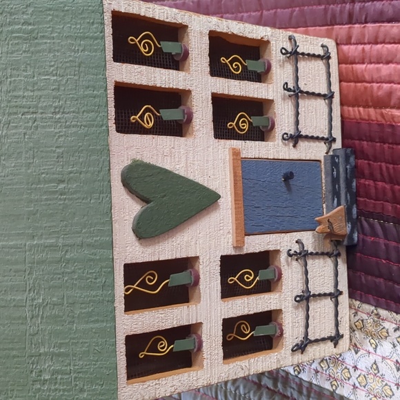 Primitive wooden Saltbox House electric lighted night light in working condition - Picture 6 of 11